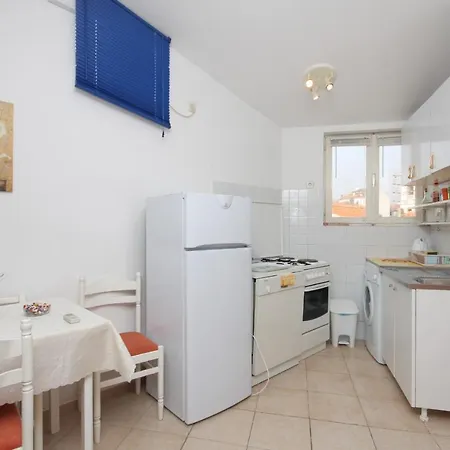 Appartement By The Sea - 5995 *